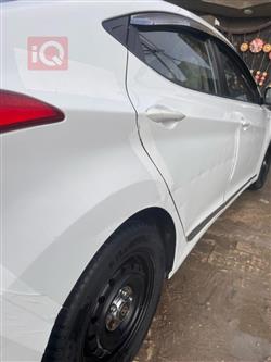 هیۆندای ئەلەنترا